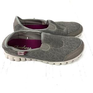 Skechers Gray Women's Size 5.5 Slip On Comfort Shoes